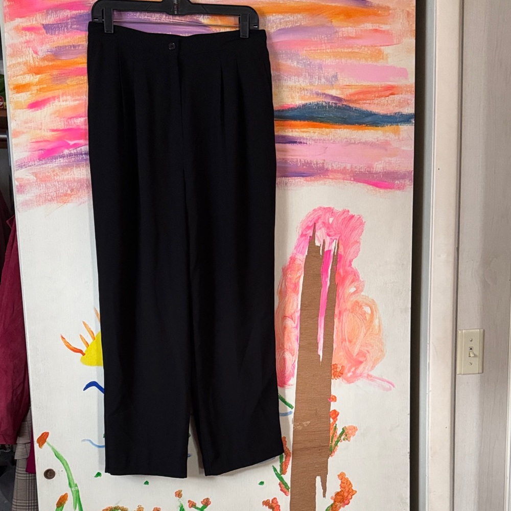 👖🖤🐦‍⬛Alfred Dunner Black Petite Trousers